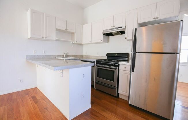 2249 San Antonio Ave.