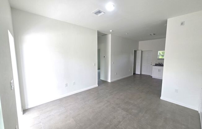 BRAND NEW 2/2/1-SW LEHIGH ACRES