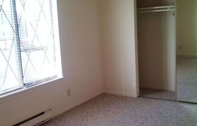 1 bed, 1 bath, 630 sqft, $919, Unit 3303 - 21