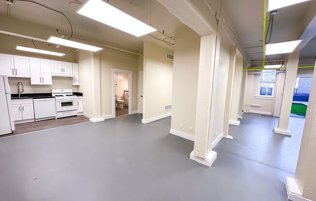 Studio, 1 bath, 1,150 sqft, $1,995, Unit 001