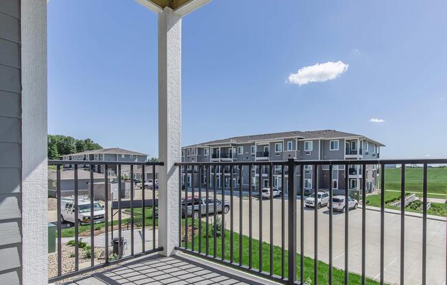 1 bed, 1 bath, 810 sqft, $1,215