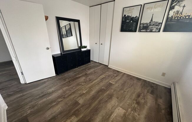 1 bed, 1 bath, $850, Unit 107