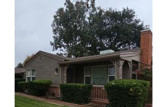 Lovely 2 Bedroom Home in Modesto AVAILABLE NOW!!