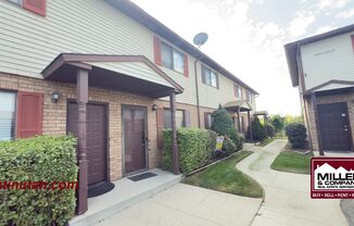 Nice Townhouse For Rent!