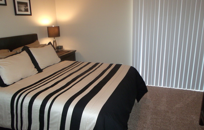 Fully Furnished Park Avenue Condo