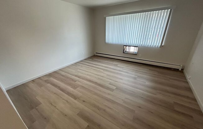 1 bed, 1 bath, $995, Unit 131