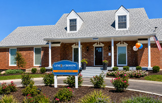 Lenexa Crossing Apartments