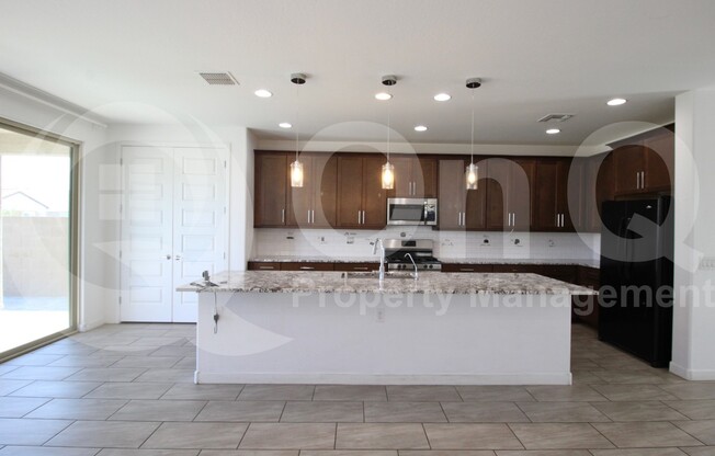 9117 W SELLS DR