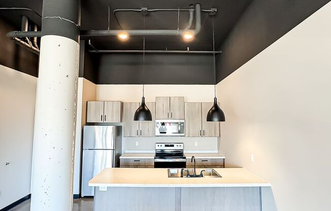 2 beds, 2 baths, 1,188 sqft, $1,725, Unit 120