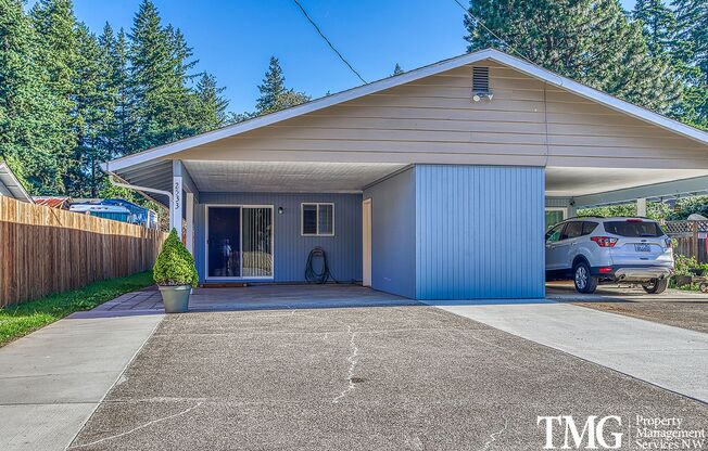 Renovated Washougal 2 Bed 1 Bath Duplex Water/Sewer Included!!
