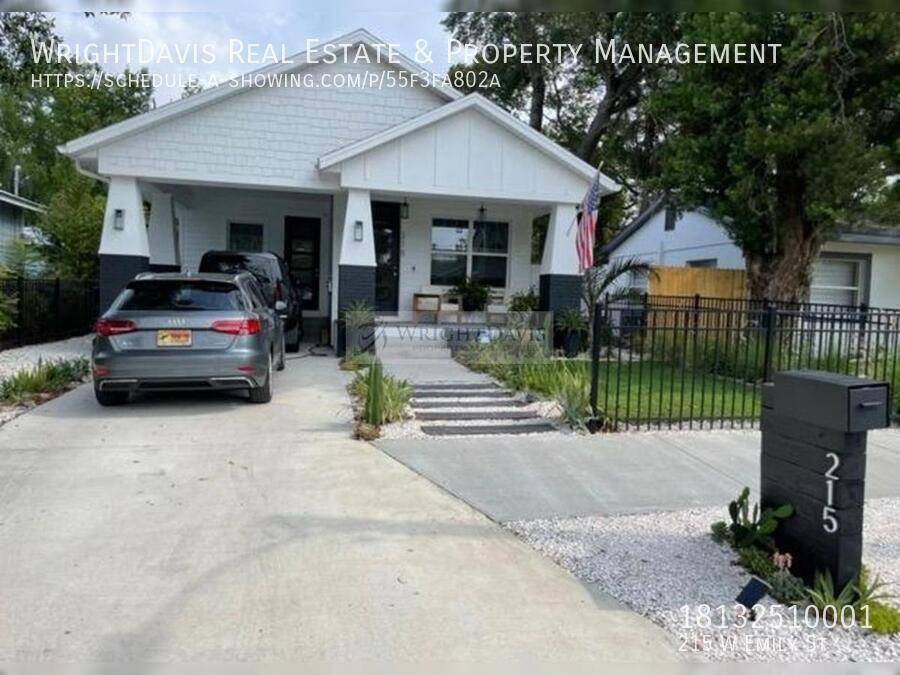 215 W EMILY ST