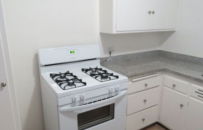 1 bed, 1 bath, $2,350, Unit 3004