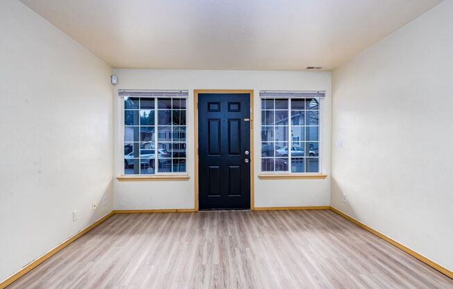 4 beds, 2.5 baths, 1,545 sqft, $2,395, Unit J8