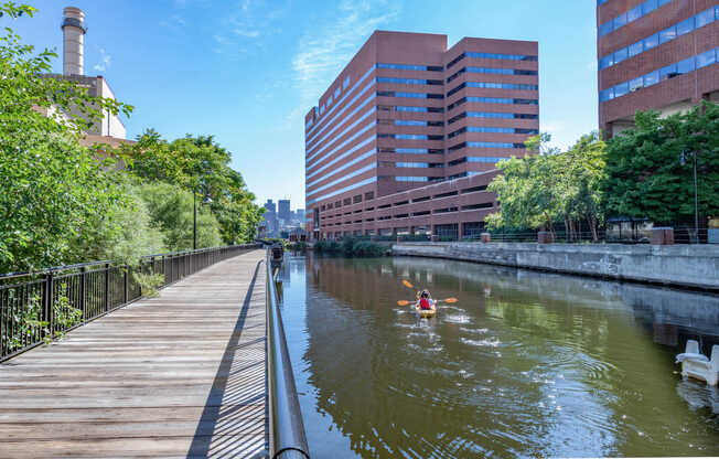 We're located less than 3 blocks from Boston's scenic Broad Canal walk.