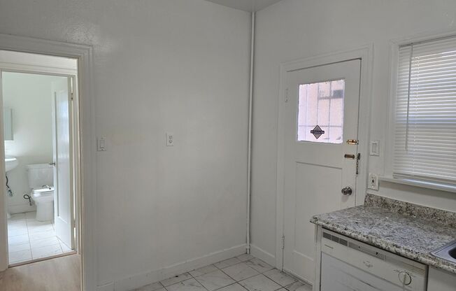 1 bed, 1 bath, $1,900, Unit 1317