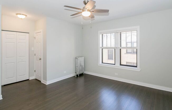 1 bed, 1 bath, 460 sqft, $2,100, Unit 1946-3O
