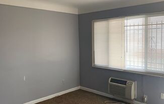 1 bed, 1 bath, 600 sqft, $900, Unit Unit 3