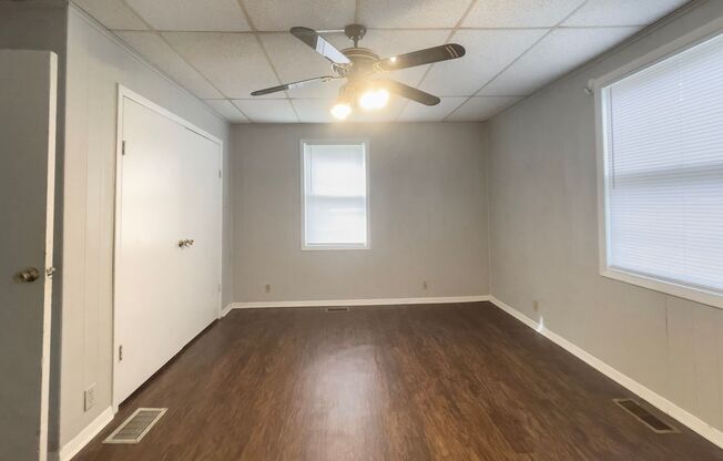 3 beds, 1 bath, $1,500