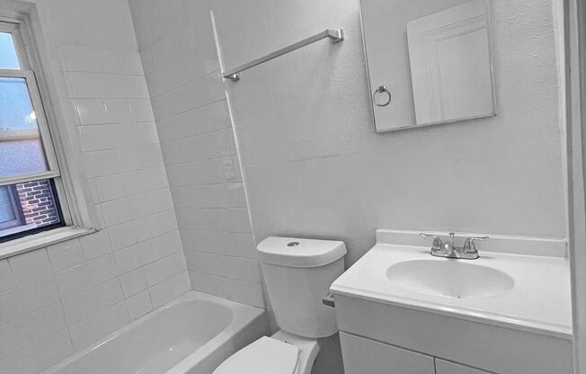 1 bed, 1 bath, 535 sqft, $1,090, Unit 404