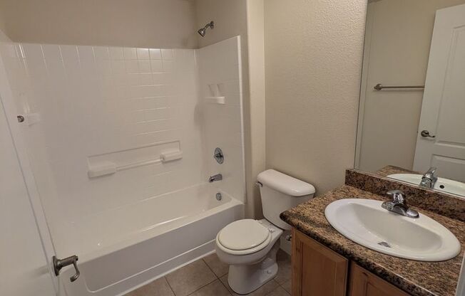 2 beds, 2 baths, 1,129 sqft, $2,450, Unit 1417