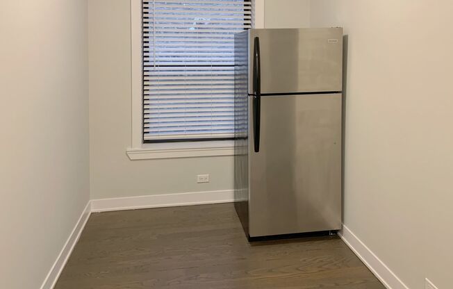 Studio, 1 bath, 435 sqft, $1,575, Unit 516-118