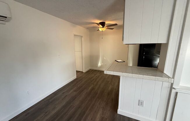 1 bed, 1 bath, 700 sqft, $2,300, Unit 5