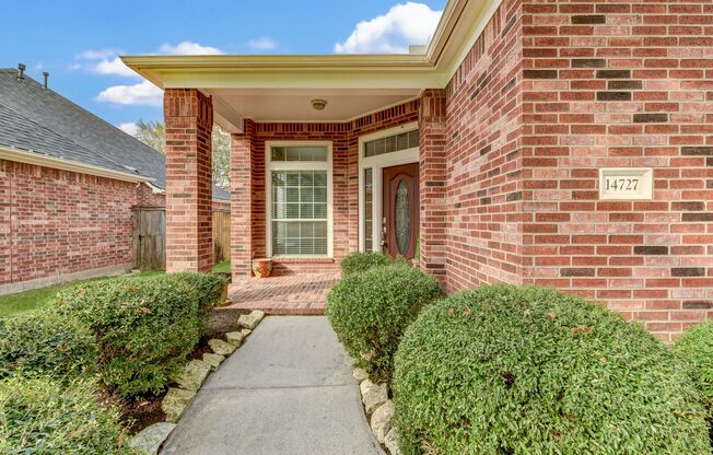 Stunning 3bed/2bath residence in the heart of Humble!