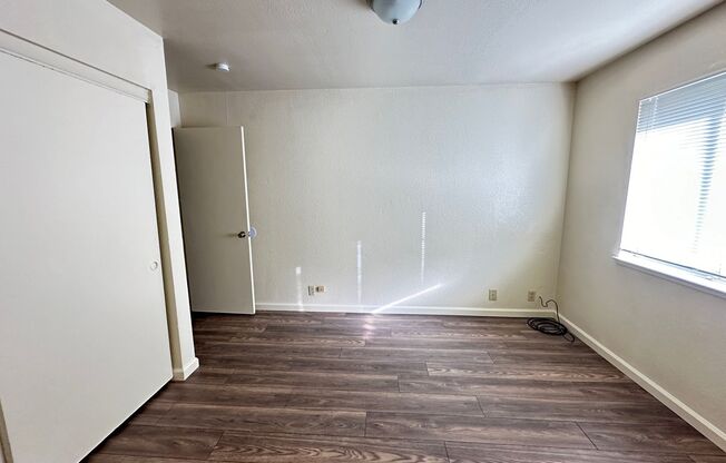 1 bed, 1 bath, $1,050, Unit Apt 19