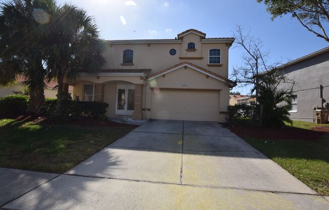 5 Bedroom, 3 Bath Single Family Home at 3118 Riachuelo Lane Kissimmee FL 34744