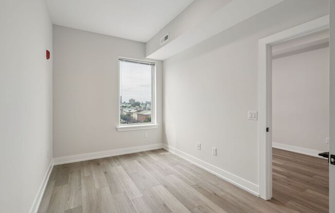 1 bed, 1 bath, 472 sqft, $1,575, Unit Unit 304