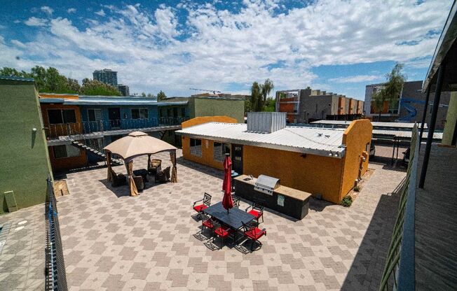 2 beds, 1 bath, 750 sqft, $1,299, Unit 35