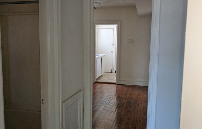 1 bed, 1 bath, $1,195, Unit Apt. 07