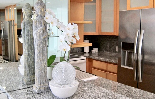 2 beds, 2 baths, 974 sqft, $3,975, Unit 602