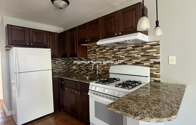 8506 WAUKEGAN RD