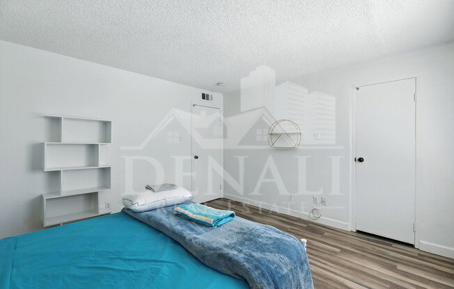 2 beds, 2 baths, 932 sqft, $1,450, Unit Unit 229e