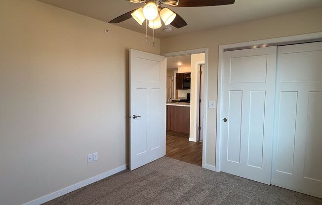 3 beds, 2 baths, 1,186 sqft, $1,540, Unit CH 1102-31