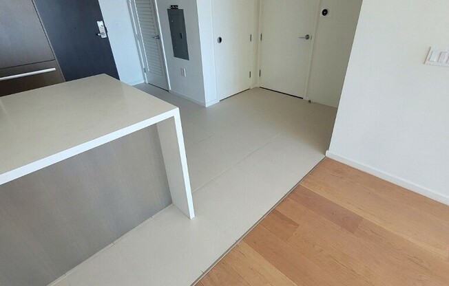 1 bed, 1 bath, 730 sqft, $3,500, Unit 3702