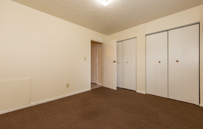 Cedarwood Apartments- 1 Bedroom 1 Bathroom