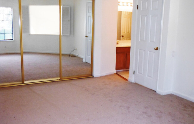 2 beds, 2 baths, $3,250