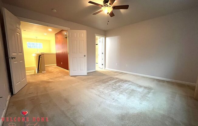 4 beds, 2.5 baths, $2,750