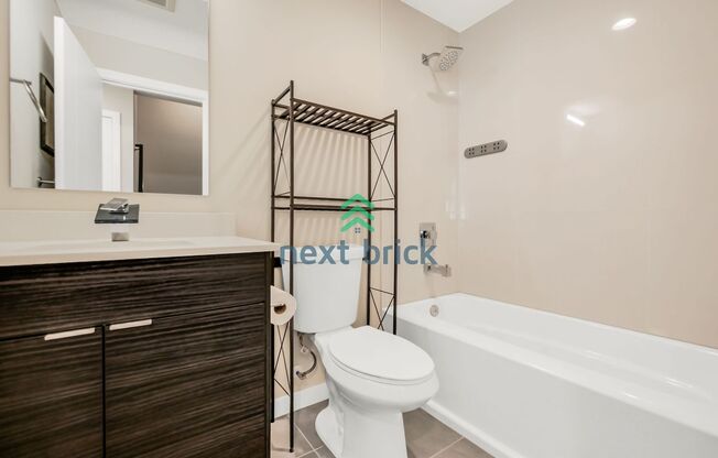 2 beds, 2 baths, $2,200