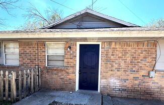 $0 First Month's Rent / $0 Deposit at Move-in