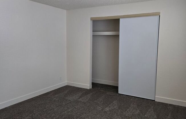 1 bed, 1 bath, 690 sqft, $1,250, Unit 257-561