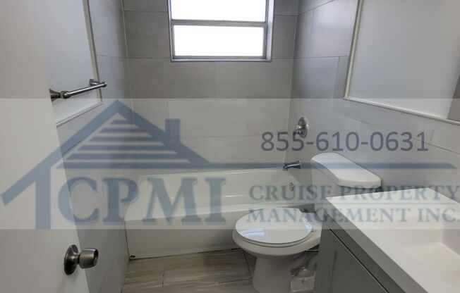 1 bed, 1 bath, 751 sqft, $1,725, Unit 5