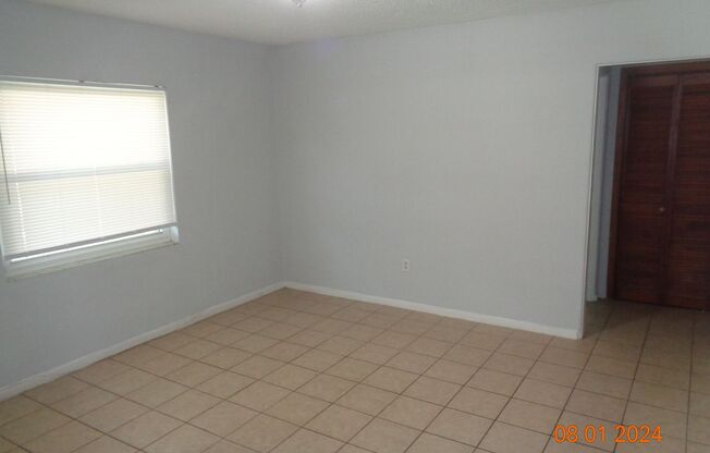 2 beds, 1 bath, $1,495