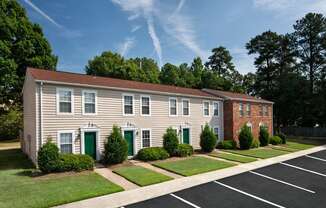 Woodbriar Apartments