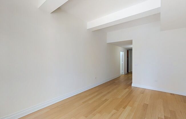 Studio, 1 bath, 525 sqft, $3,712, Unit 22-H