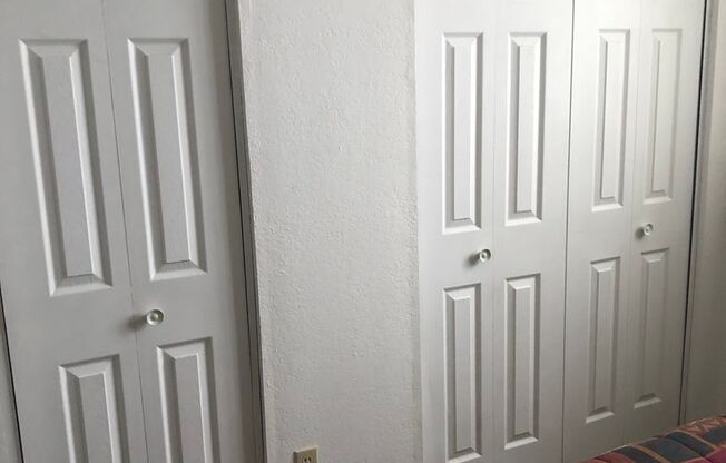 1 bed, 1 bath, 695 sqft, $950, Unit 205