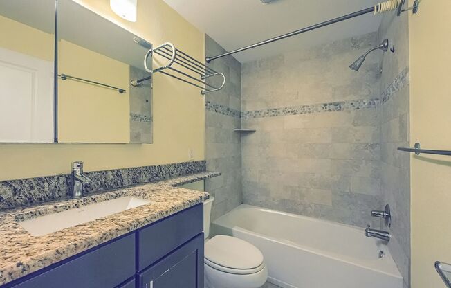 2 beds, 1 bath, $1,890, Unit Unit 208