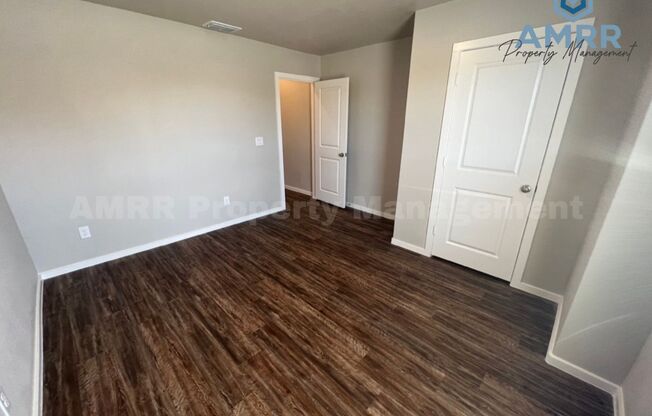 3 beds, 2 baths, $1,699